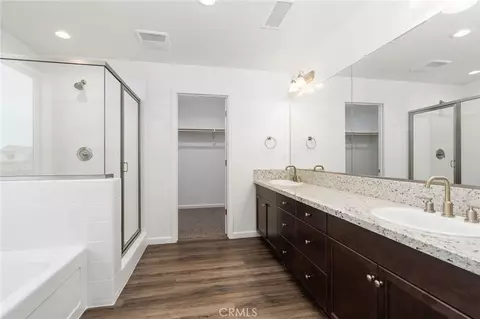 Entry Way - 1189 Magnolia Ct W, Madera, CA 93636 photo 9 of 9