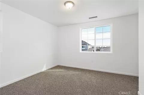Bedroom - 1189 Magnolia Ct W, Madera, CA 93636 photo 2 of 4
