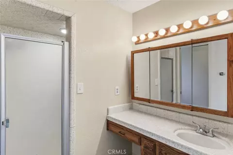 Bath - 1246 Paseo Redondo, Merced, CA 95348 photo 1 of 2