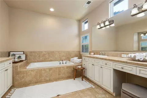 Bath - 4133 Morro Bay, Clovis, CA 93619 photo 2 of 5