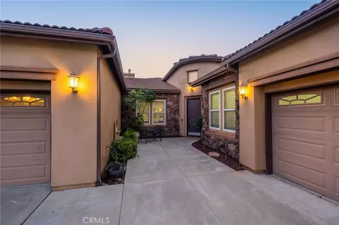 Exterior - 4133 Morro Bay, Clovis, CA 93619 photo 9 of 10