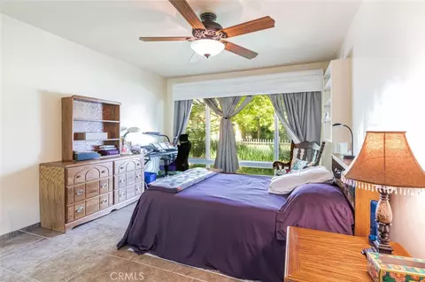 Bedroom - 5767 E Park Cir, Fresno, CA 93727 photo 4 of 4