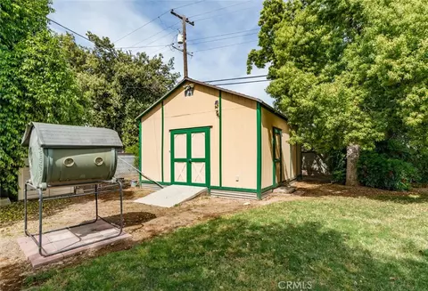 Exterior - 5767 E Park Cir, Fresno, CA 93727 photo 9 of 13