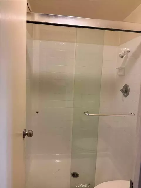Bath - 994 E Gladwick, Carson, CA 90746 photo 2 of 3