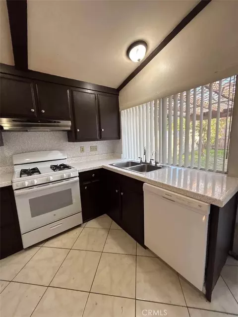Kitchen - 994 E Gladwick, Carson, CA 90746 photo 1 of 1