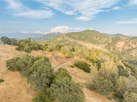 13 Lazy L Smt, Coarsegold, CA 93614