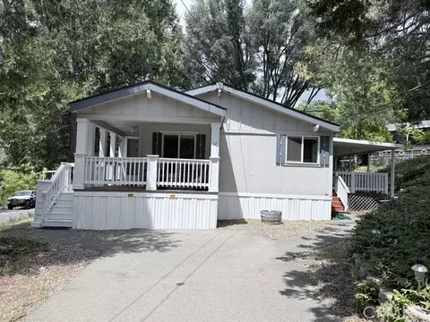 50889 Road 426 #17, Oakhurst, CA 93644