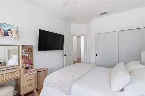 Bedroom - 1740 N Mckelvy Ave, Clovis, CA 93619 photo 4 of 9