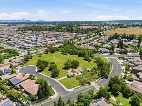 View/Area - 1740 N Mckelvy Ave, Clovis, CA 93619 photo 13 of 14