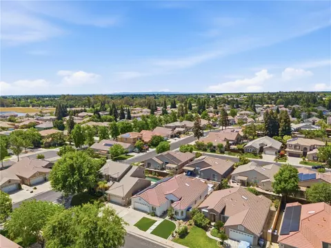 View/Area - 1740 N Mckelvy Ave, Clovis, CA 93619 photo 6 of 14