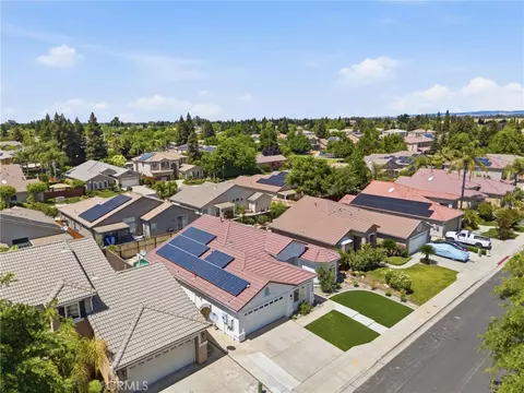 View/Area - 1740 N Mckelvy Ave, Clovis, CA 93619 photo 3 of 14