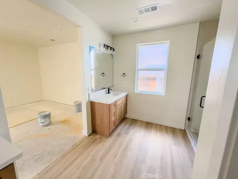 Bath - 181 Grace Ct, Lemoore, CA 93245 photo 4 of 4