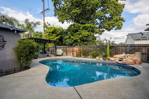 Exterior - 107 E Normal, Fresno, CA 93704 photo 12 of 18