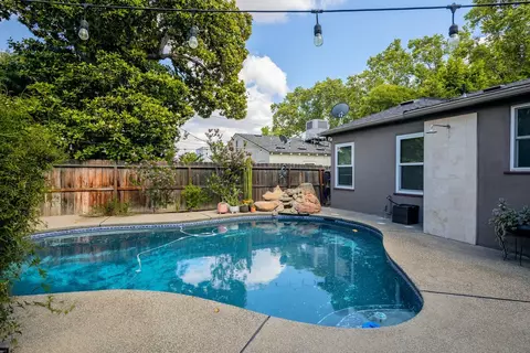 Exterior - 107 E Normal, Fresno, CA 93704 photo 13 of 18