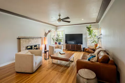 Living - 107 E Normal, Fresno, CA 93704 photo 2 of 4
