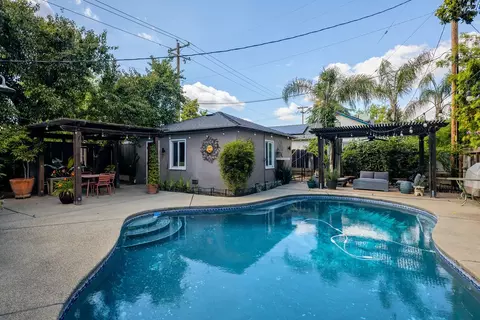 Exterior - 107 E Normal, Fresno, CA 93704 photo 15 of 18