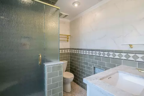 Bath - 107 E Normal, Fresno, CA 93704 photo 1 of 5