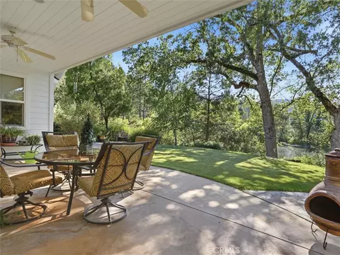 Exterior - 46088 Sutton, Oakhurst, CA 93644 photo 11 of 15