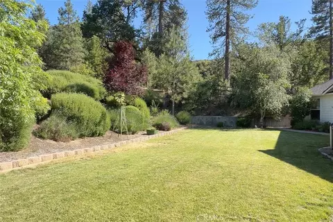 Exterior - 46088 Sutton, Oakhurst, CA 93644 photo 14 of 15
