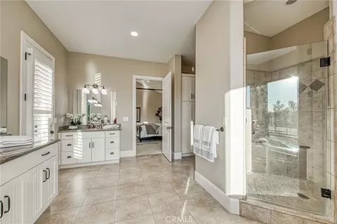 Bath - 14209 Academy Oaks Ln, Clovis, CA 93619 photo 4 of 5