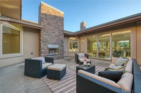 Exterior - 14209 Academy Oaks Ln, Clovis, CA 93619 photo 10 of 12