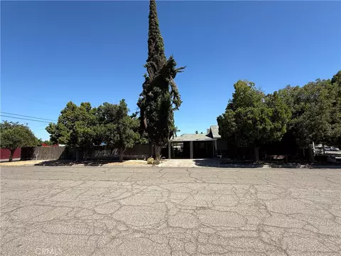 901 S C, Madera, CA 93638 photo 4
