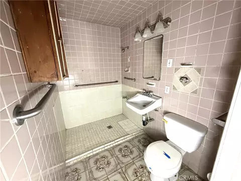 901 S C, Madera, CA 93638 photo 20