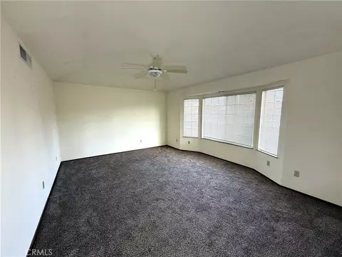 Living - 2431 Judith Ct, Madera, CA 93637 photo 2 of 7