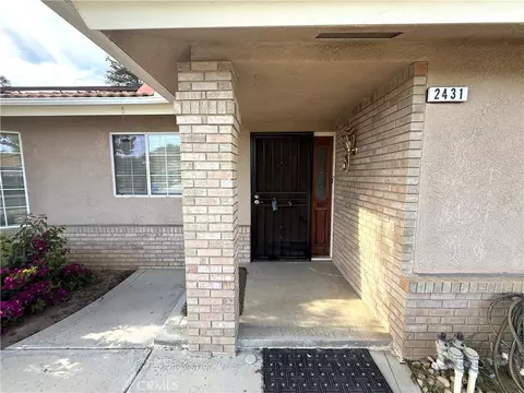 Exterior - 2431 Judith Ct, Madera, CA 93637 photo 4 of 9