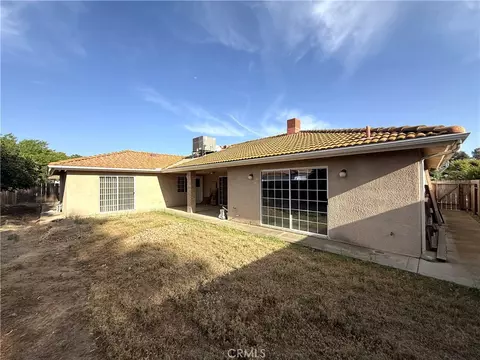 Exterior - 2431 Judith Ct, Madera, CA 93637 photo 7 of 9
