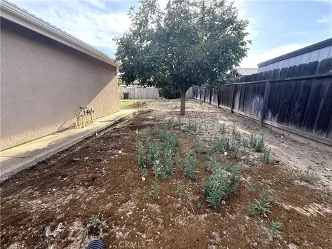Exterior - 2431 Judith Ct, Madera, CA 93637 photo 9 of 9
