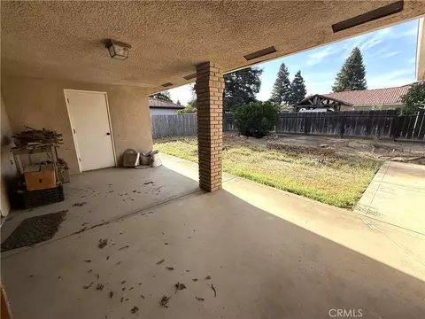 Exterior - 2431 Judith Ct, Madera, CA 93637 photo 5 of 9