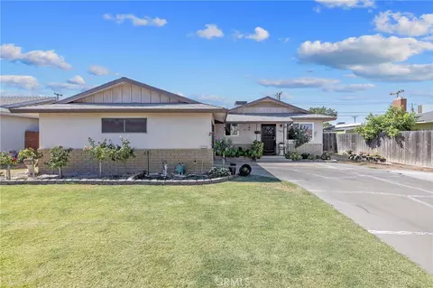 1585 Mulberry Ln, Lemoore, CA 93245 photo 2