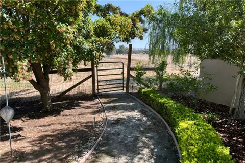 8485 N Madsen, Clovis, CA 93619 photo 25