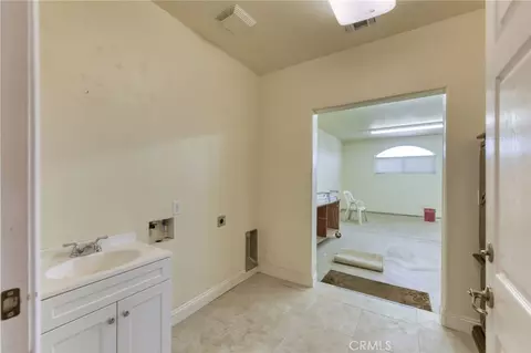 8485 N Madsen, Clovis, CA 93619 photo 38