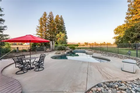 8485 N Madsen, Clovis, CA 93619 photo 5