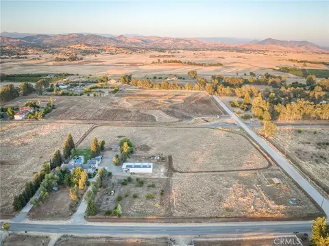 8485 N Madsen, Clovis, CA 93619 photo 11