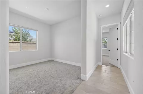 Entry Way - 338 Boulder Dr S, Madera, CA 93636 photo 9 of 10