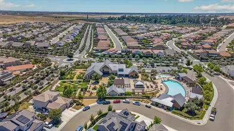 Other - 338 Boulder Dr S, Madera, CA 93636 photo 2 of 15