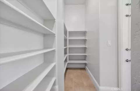 Entry Way - 338 Boulder Dr S, Madera, CA 93636 photo 7 of 10