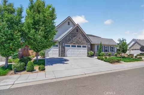 Exterior - 338 Boulder Dr S, Madera, CA 93636 photo 3 of 6