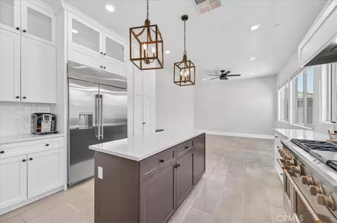 Entry Way - 338 Boulder Dr S, Madera, CA 93636 photo 6 of 10