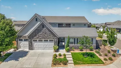 Exterior - 338 Boulder Dr S, Madera, CA 93636 photo 4 of 6