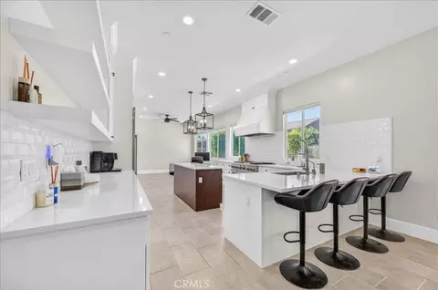 Kitchen - 338 Boulder Dr S, Madera, CA 93636 photo 2 of 5