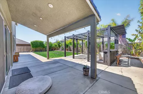 Exterior - 338 Boulder Dr S, Madera, CA 93636 photo 5 of 6