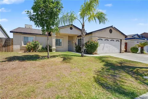 5300 Plute Pass St, Bakersfield, CA 93307