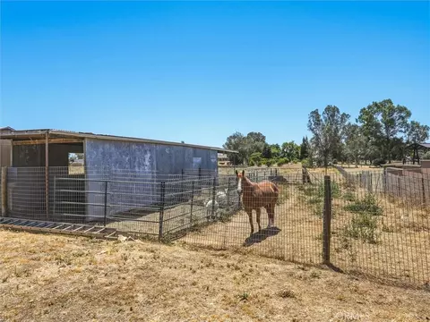 Exterior - 30664 Donald Ave, Madera, CA 93636 photo 13 of 13