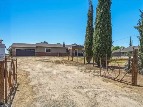 Exterior - 30664 Donald Ave, Madera, CA 93636 photo 6 of 13