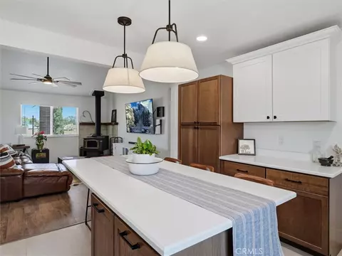 Kitchen - 30664 Donald Ave, Madera, CA 93636 photo 5 of 5