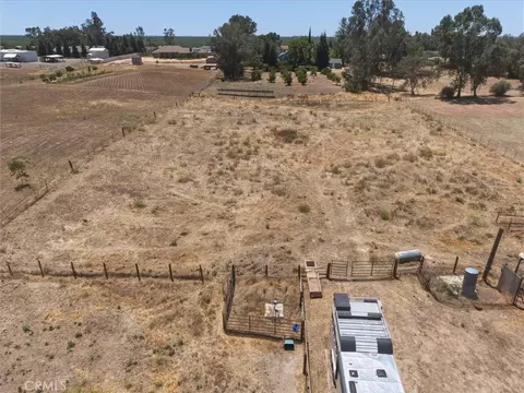 View/Area - 30664 Donald Ave, Madera, CA 93636 photo 6 of 6